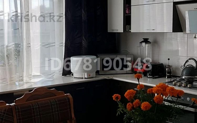 4-комнатная квартира, 83.7 м², 5/5 этаж, Назарбаева 117 - Абая Петропавловск - изображение 2