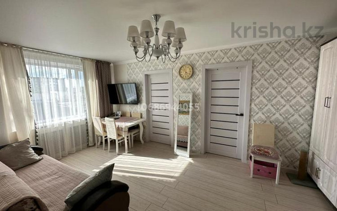 4-комнатная квартира, 60.52 м², 2/5 этаж, Агыбай батыра 56 - Центральная площадь Atbasar - photo 1