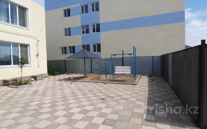 4-комнатная квартира, 128 м², 1/3 этаж, Комсомольская улица  - photo 7