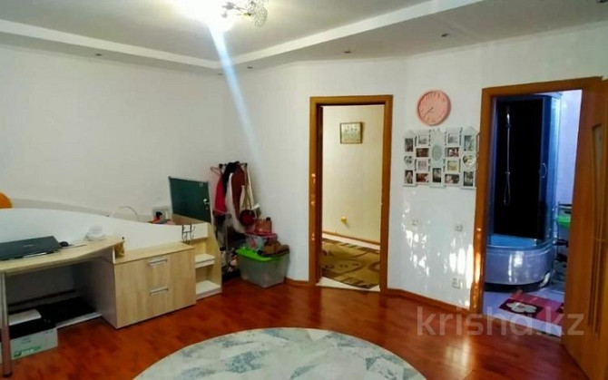 4-комнатная квартира, 103 м², 1/5 этаж, Чайковского Temirtau - photo 6