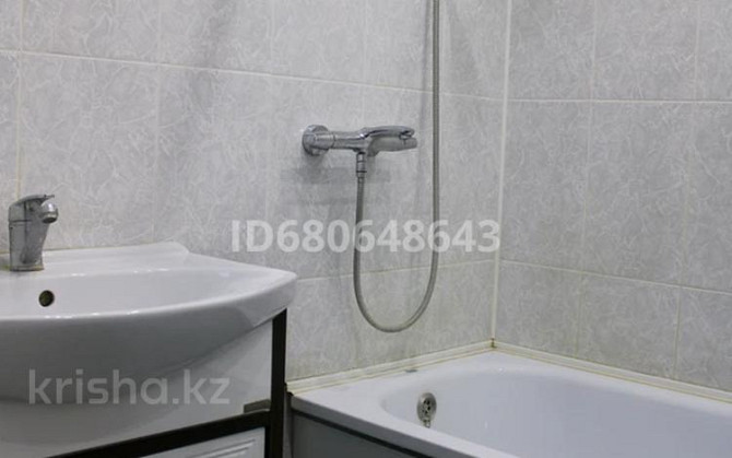 4-комнатная квартира, 99.6 м², 4/9 этаж, Уалиханова 25 - Мира Петропавловск - изображение 4