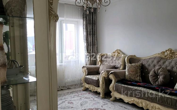 4-комнатная квартира, 78 м², 5/5 этаж, 4 микрорайон - Абая Есик - изображение 1