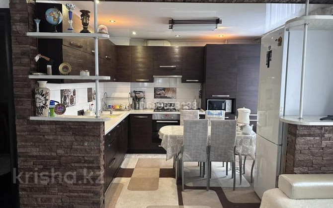 4-комнатная квартира, 92.8 м², 2/9 этаж, Конституции Казахстана 50 - Магазин Котон Петропавловск - изображение 4