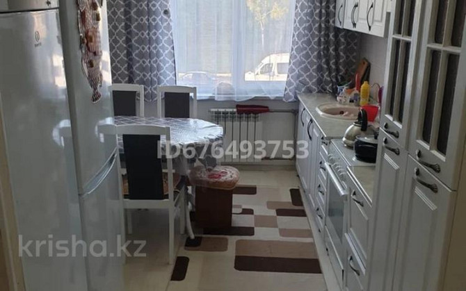 4-комнатная квартира, 60 м², 2/5 этаж, Абая 11  - изображение 5