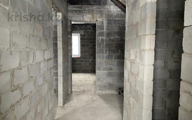 4-комнатная квартира, 102 м², 1/2 этаж, Ихсанова 56/1 - Мустафина  - изображение 2