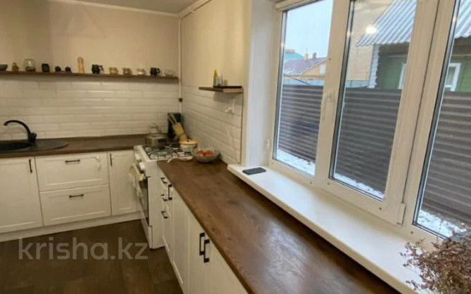 4-комнатная квартира, 90.4 м², 1/1 этаж, И. Сьянова 102 Костанай - изображение 1