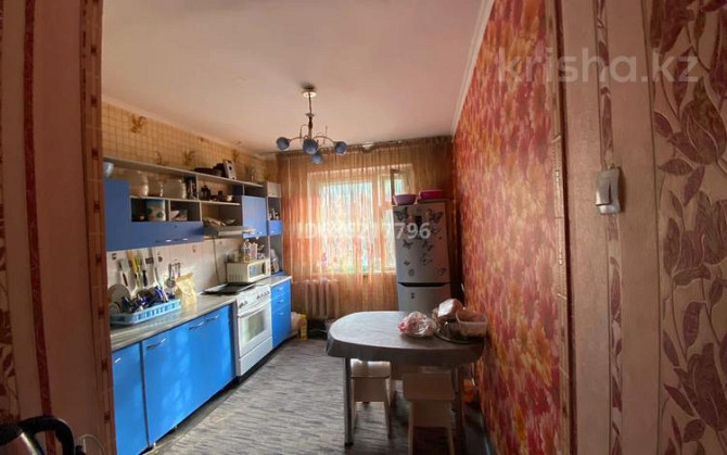 4-комнатная квартира, 81.4 м², 1/6 этаж, 9 микрорайон 112 Экибастуз - изображение 1
