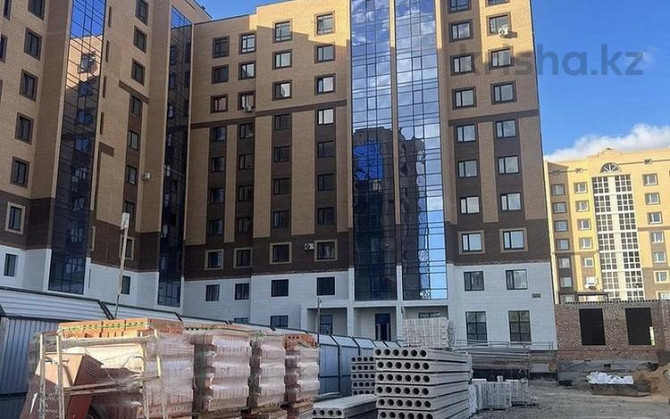 4-комнатная квартира, 135.4 м², 7/10 этаж, Юрия Гагарина 24 - Район ак желкена Кокшетау - изображение 1