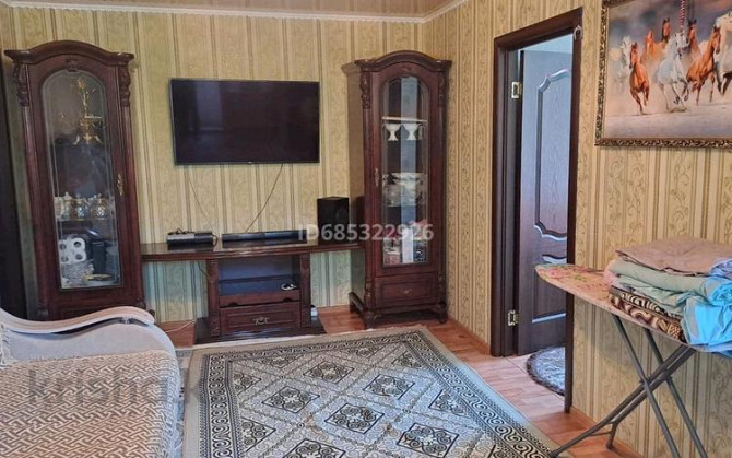 4-комнатная квартира, 62 м², 3/5 этаж, 3 мик - Улица Абая Темиртау - изображение 3