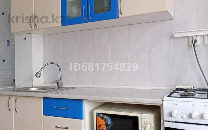 4-комнатная квартира, 76 м², 1/5 этаж, Н Назарбаева 327б - Н. Назарбаева Шухова Петропавловск - изображение 2