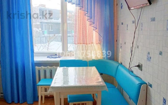 4-комнатная квартира, 76 м², 1/5 этаж, Н Назарбаева 327б - Н. Назарбаева Шухова Петропавловск - изображение 1