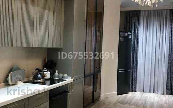 4-комнатная квартира, 134 м², 3/12 этаж, Кунаева 79 Шымкент
