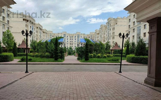 3-комнатная квартира, 117 м², 2/7 этаж, Митина 4 - Достык-Омаровой. Almaty - изображение 1
