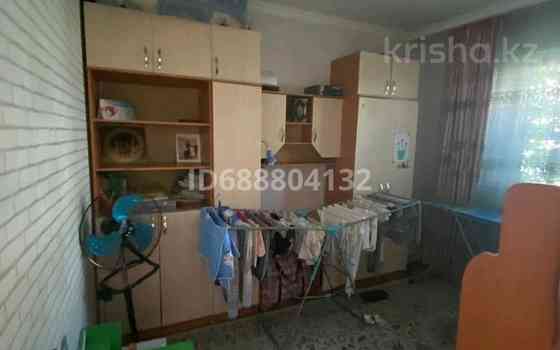 3-комнатная квартира, 64 м², 3/3 этаж, мкр Жулдыз-1 19 - аллея Almaty