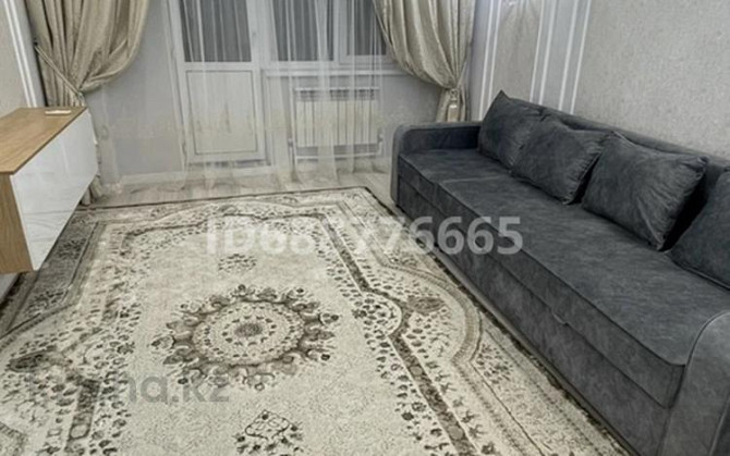 1-комнатная квартира, 45 м², 1/9 этаж, Райымбека 243 В - ТЦ Максима Алматы - изображение 1