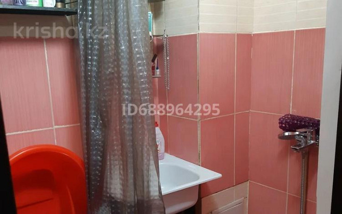 1-комнатная квартира, 13 м², 3/4 этаж, мкр Таугуль-1 6/1 Алматы - изображение 4