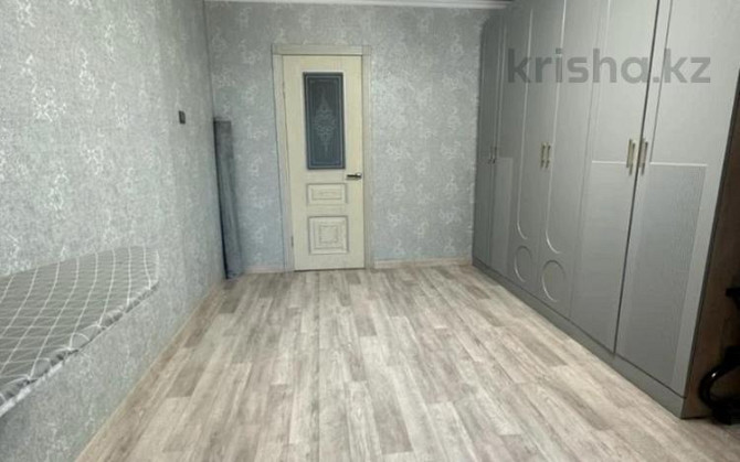 4-комнатная квартира, 85 м², 3/9 этаж, назарбаева 174 Павлодар - изображение 5