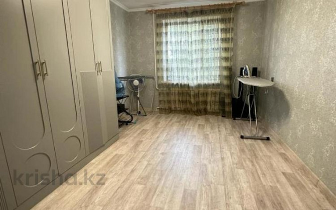 4-комнатная квартира, 85 м², 3/9 этаж, назарбаева 174 Павлодар - изображение 4