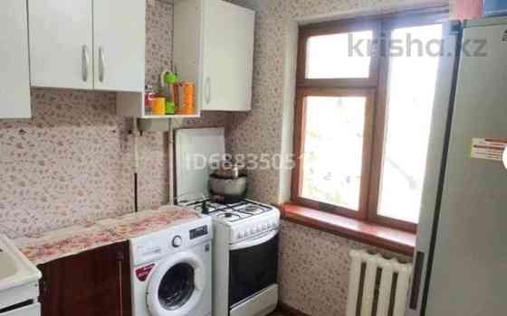 3-комнатная квартира, 70 м², 2/2 этаж, мкр Жулдыз-2 2е Almaty