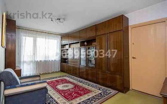 4-комнатная квартира, 75 м², 3/5 этаж, Розыбакиева 230 Алматы