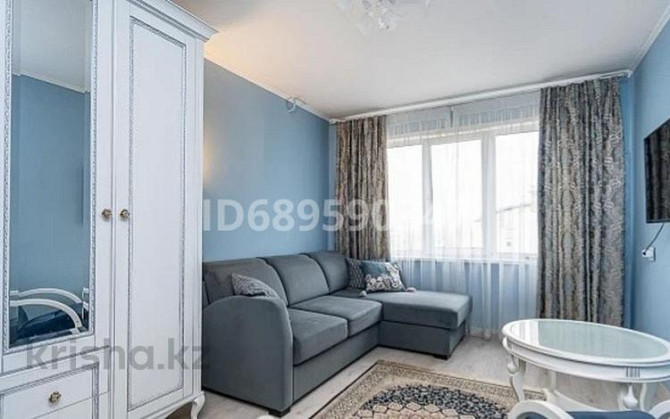 4-комнатная квартира, 75 м², 3/5 этаж, Розыбакиева 230 Алматы - изображение 1