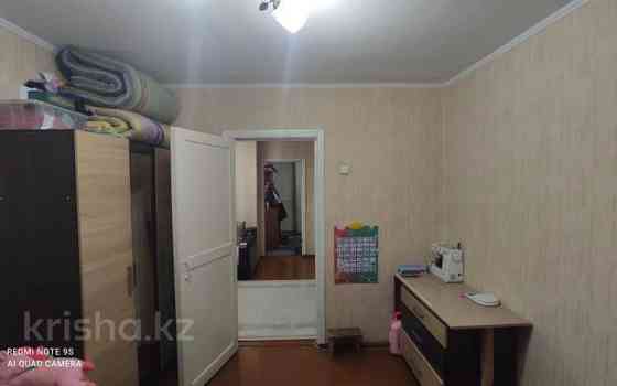 4-комнатная квартира, 61 м², 4/5 этаж, Локомотивная 143 Karagandy