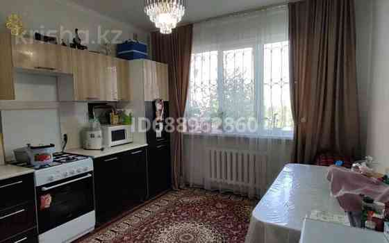 1-комнатная квартира, 40 м², 1/5 этаж, мкр Саялы 121 Алматы