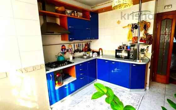 3-комнатная квартира, 73 м², 2/5 этаж, Микрорайон Самал 25 Алматы