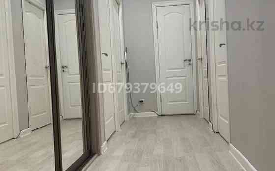 4-комнатная квартира, 90 м², 2/5 этаж, 14-й мкр 42 Актау