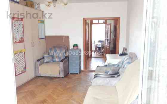 2-комнатная квартира, 67 м², 4/4 этаж, Бузурбаева 17 - Парк Горького Алматы