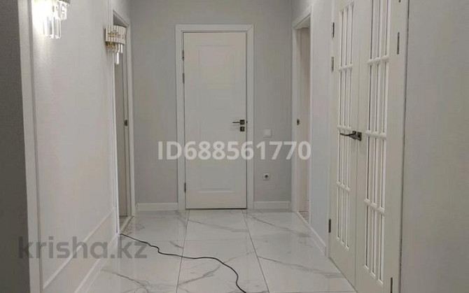 4-комнатная квартира, 110 м², 5/5 этаж, мкр. Батыс-2 10/Л корпус 1 Актобе - изображение 1
