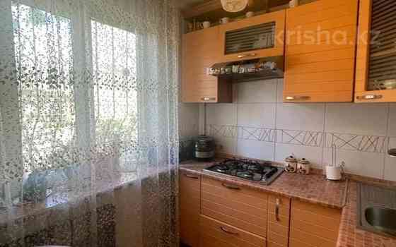 3-комнатная квартира, 57 м², 2/4 этаж, мкр №12 16 - Абая-Янтарная Алматы