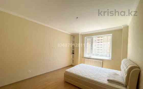 4-комнатная квартира, 105 м², 4/12 этаж, Сауран 3/1 Astana