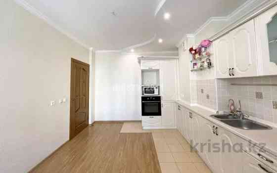 4-комнатная квартира, 105 м², 4/12 этаж, Сауран 3/1 Astana