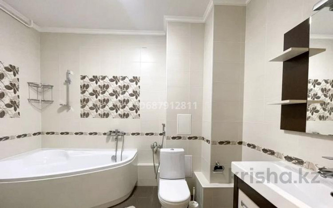 4-комнатная квартира, 105 м², 4/12 этаж, Сауран 3/1 Астана - изображение 8