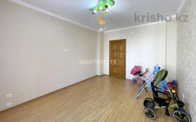 4-комнатная квартира, 105 м², 4/12 этаж, Сауран 3/1 Астана - изображение 4