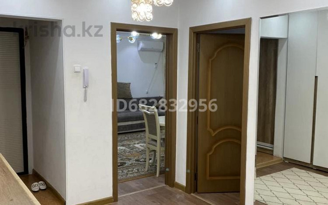 4-комнатная квартира, 77 м², 9/10 этаж, мкр Юго-Восток, Мкр Степной 4 2 Караганда - изображение 1
