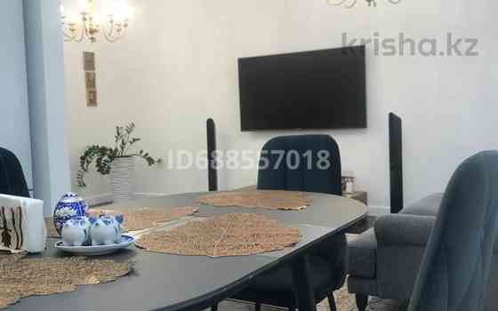 4-комнатная квартира, 105 м², 1/5 этаж, Абая - Абулхаирхан Aqtobe
