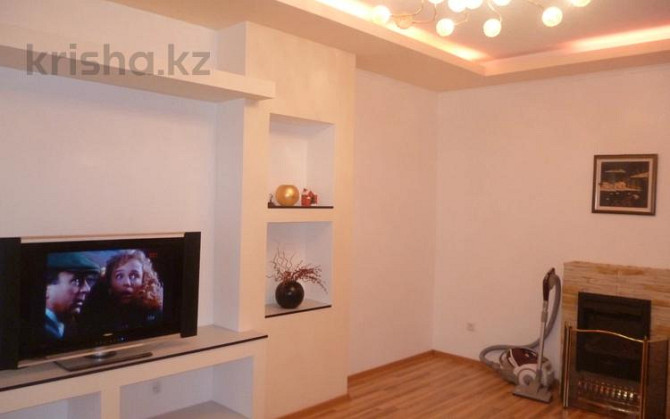 3-комнатная квартира, 74 м², 1/9 этаж, мкр Таугуль, Таугуль-1 72 - Пятницкого Almaty - photo 2
