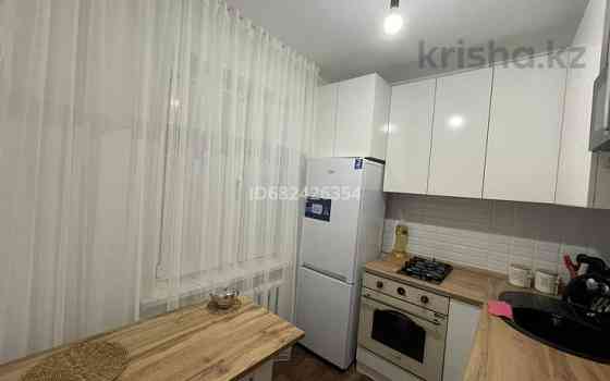 3-комнатная квартира, 60 м², 1/5 этаж, мкр Орбита-2 35 - Биржана Навои Алматы