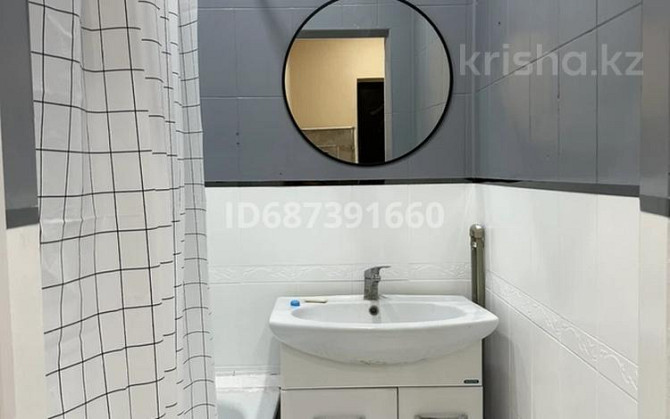 4-комнатная квартира, 68 м², 3/5 этаж, Еркинова 27 А Атырау - изображение 3