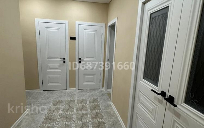 4-комнатная квартира, 68 м², 3/5 этаж, Еркинова 27 А Атырау - изображение 2