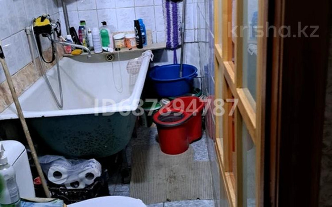 2-комнатная квартира, 44 м², 1/2 этаж, мкр Алтай-2 3 - Малина Алматы - изображение 1