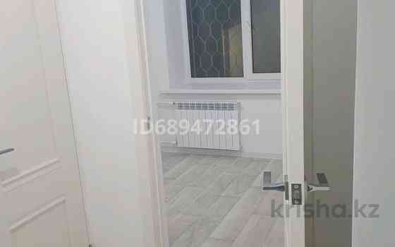 4-комнатная квартира, 73.9 м², 1/6 этаж, мкр Болашак, 12 микрорайон 65 Актобе