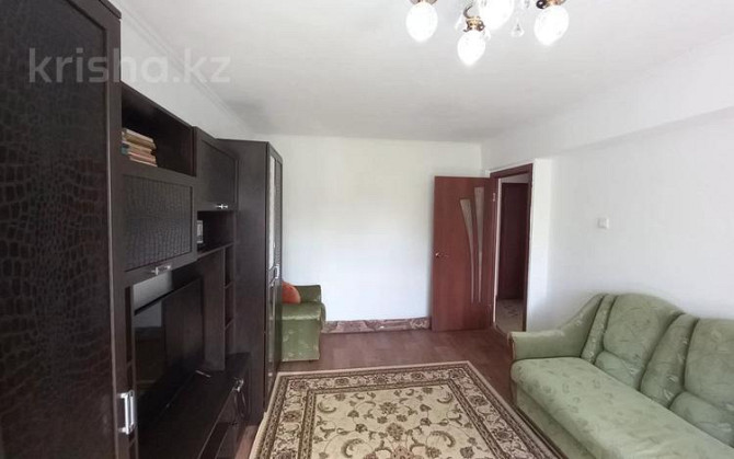 4-комнатная квартира, 80 м², 3/5 этаж, Пр. Шакарима 150 Ust-Kamenogorsk - photo 1