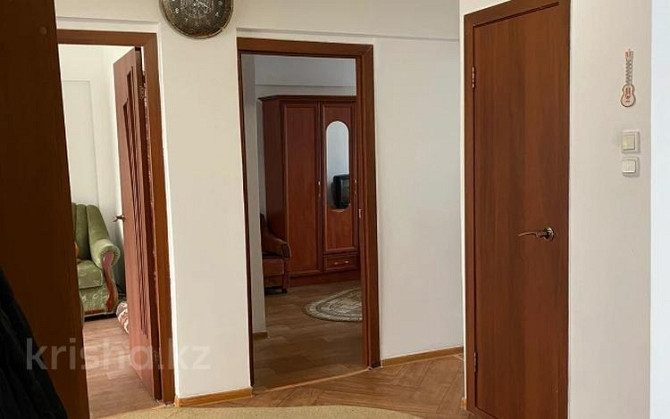 4-комнатная квартира, 80 м², 3/5 этаж, Пр. Шакарима 150 Ust-Kamenogorsk - photo 8