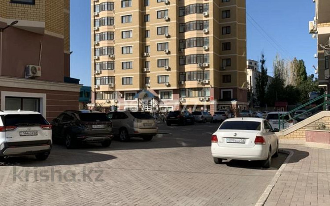 4-комнатная квартира, 123 м², 3/9 этаж, Шарипова 26 26а Атырау - изображение 2