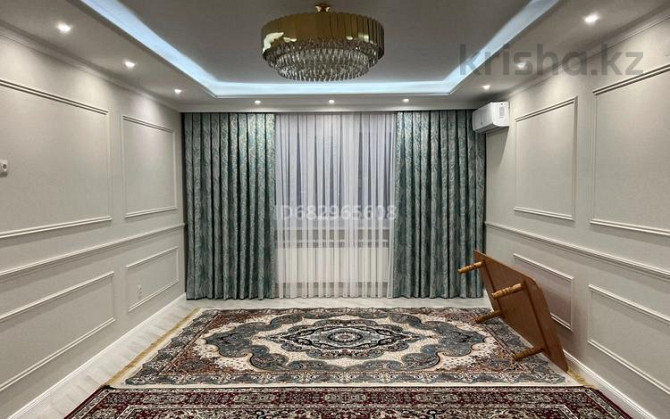 4-комнатная квартира, 128 м², 2/5 этаж, мкр. Батыс-2, Мустафа Шокая 28 Актобе - изображение 1