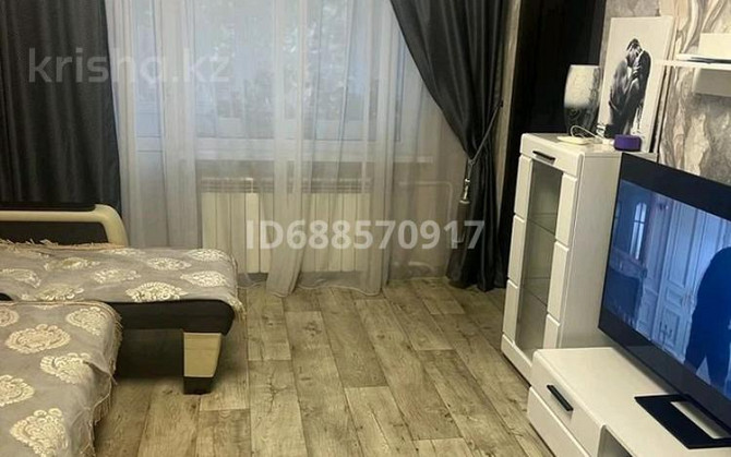 4-комнатная квартира, 58.4 м², 5/5 этаж, Космическая 14/1 Ust-Kamenogorsk - photo 1
