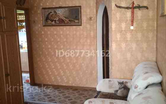 2-комнатная квартира, 39 м², 2/3 этаж, мкр Алтай-1 12 - ВАЗ Almaty